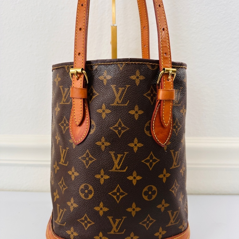 LOUIS VUITTON Monogram Shoulder Bucket Bag PM with dustbag and COA - Picture 6 of 16